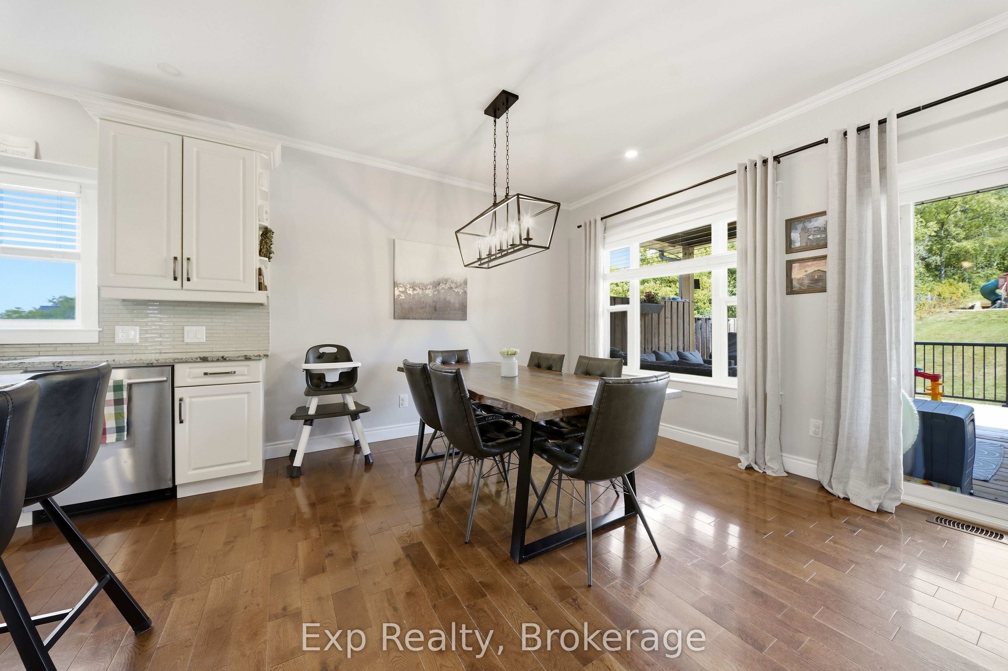 818 Palace Road Property Photo 13