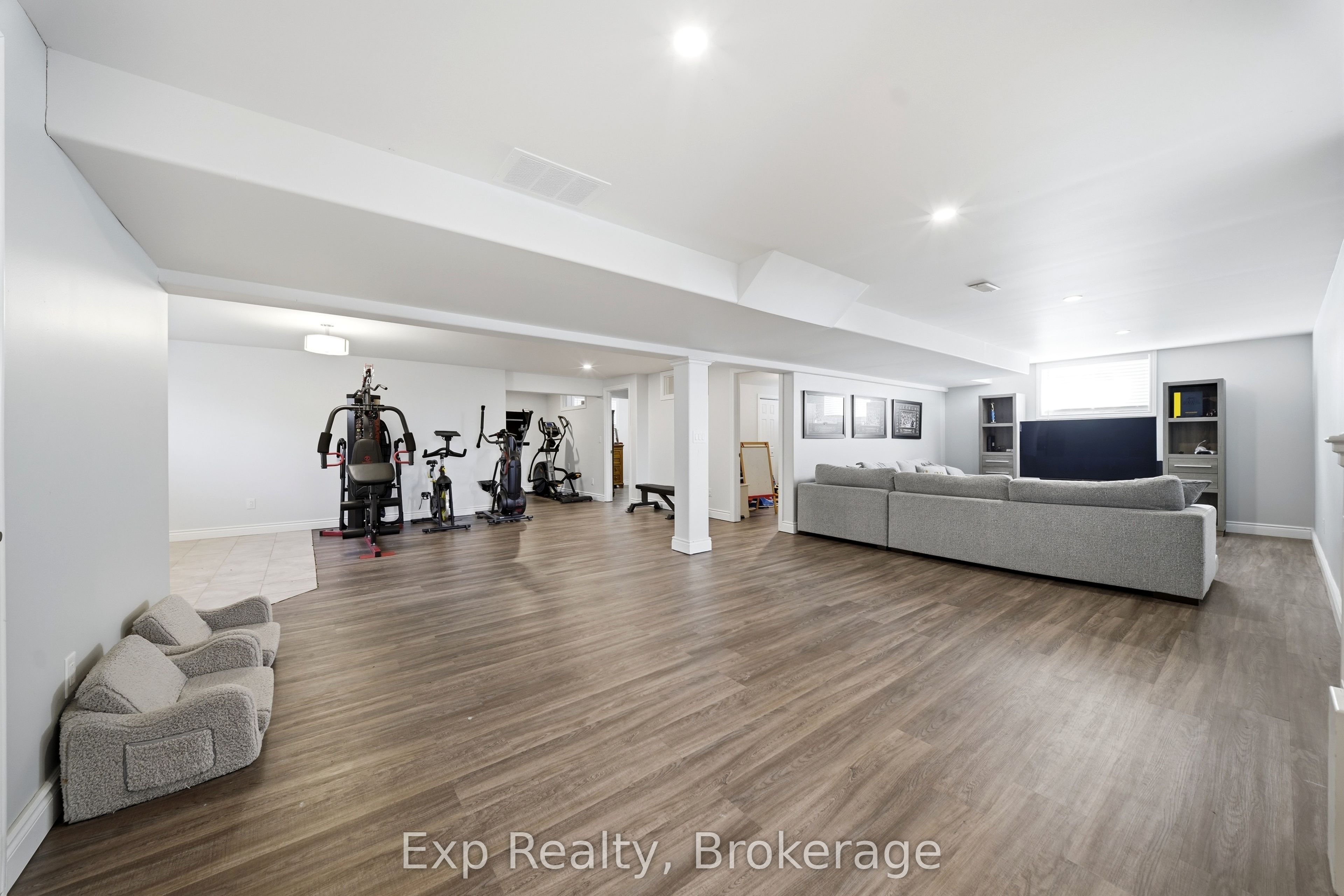 818 Palace Road Property Photo 28