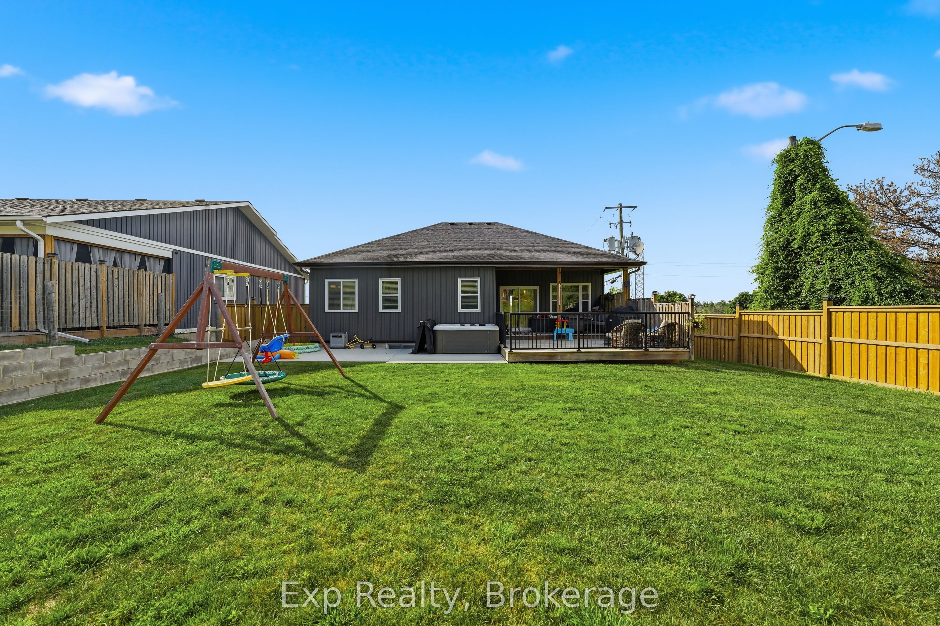 818 Palace Road Property Photo 39