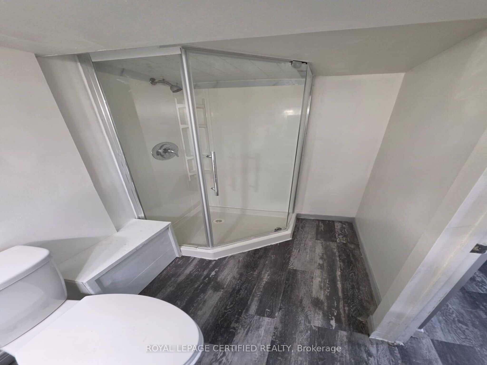 1184 Janette Avenue Property Photo 8