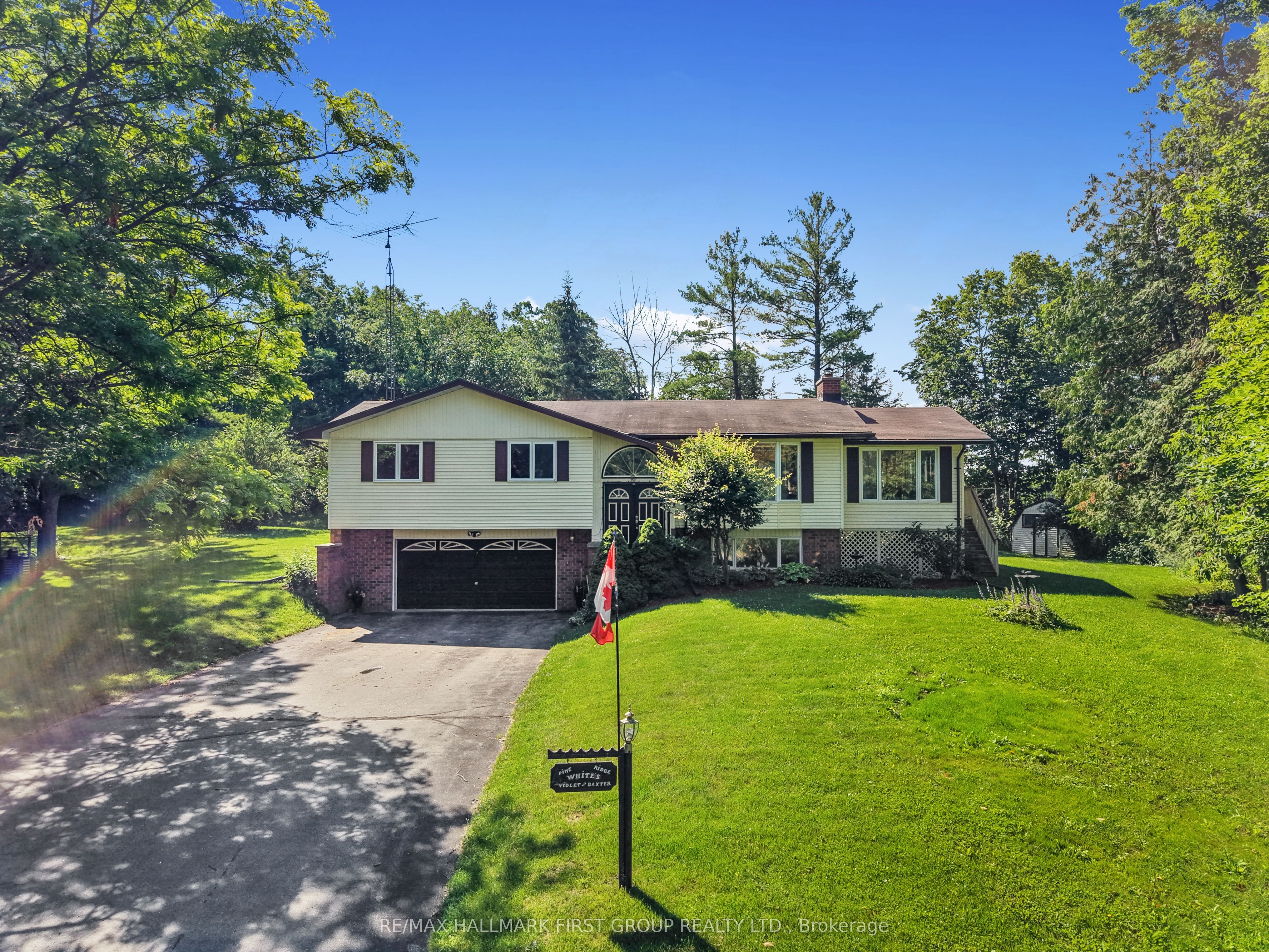 35 Crowe Bay Heights Property Photo 1