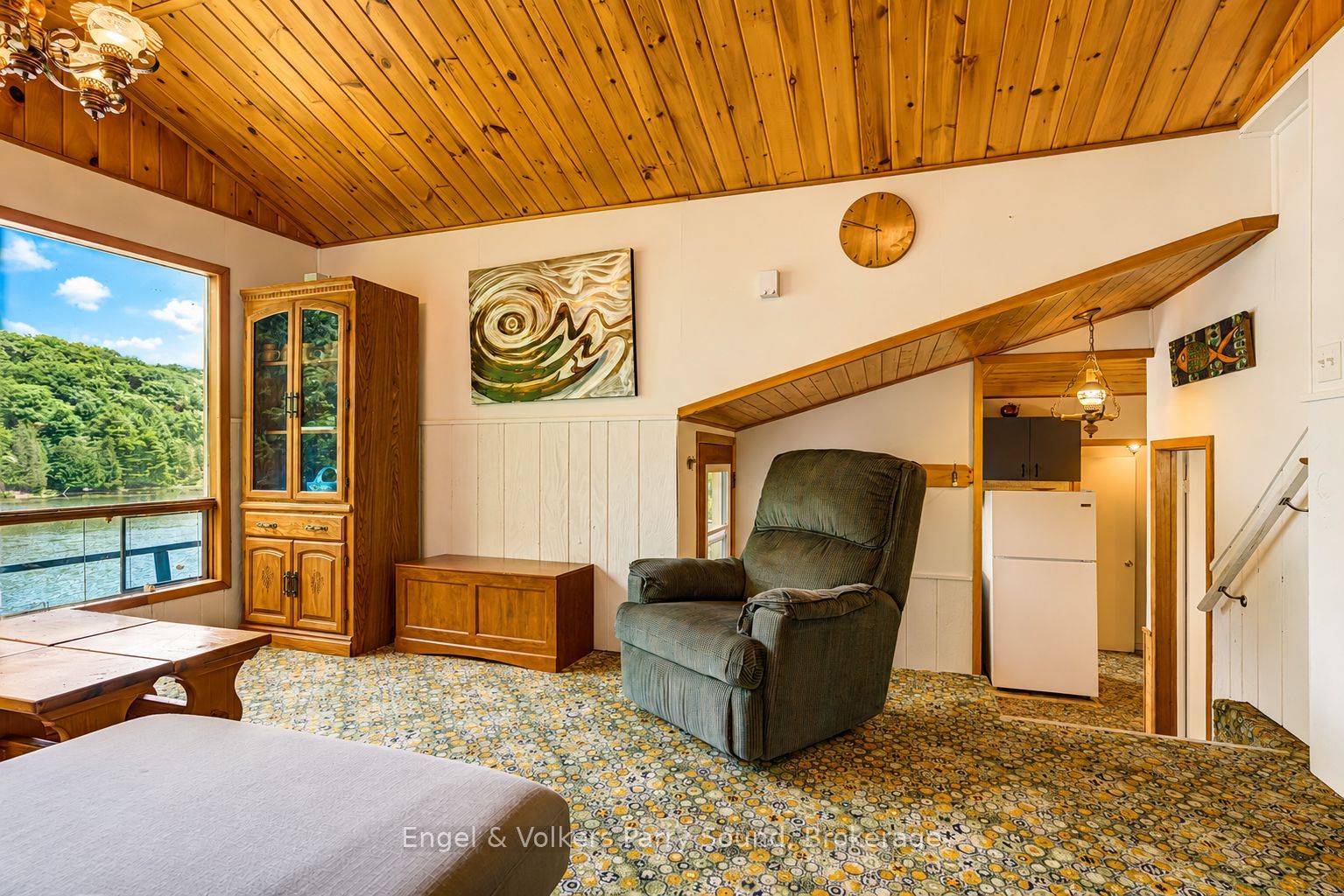 27 Lower Lane Property Photo 13