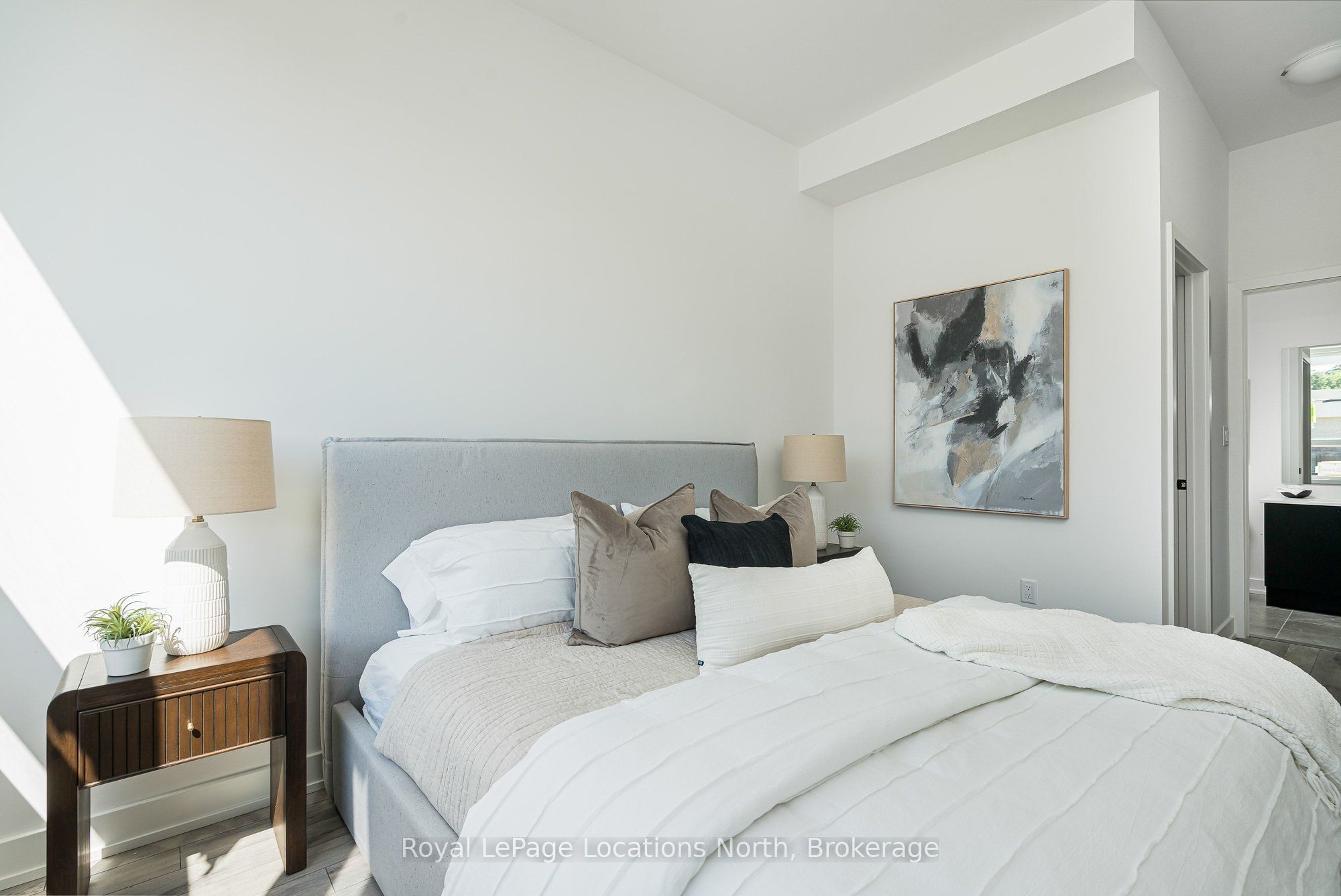 214 Stoneleigh Drive Property Photo 18