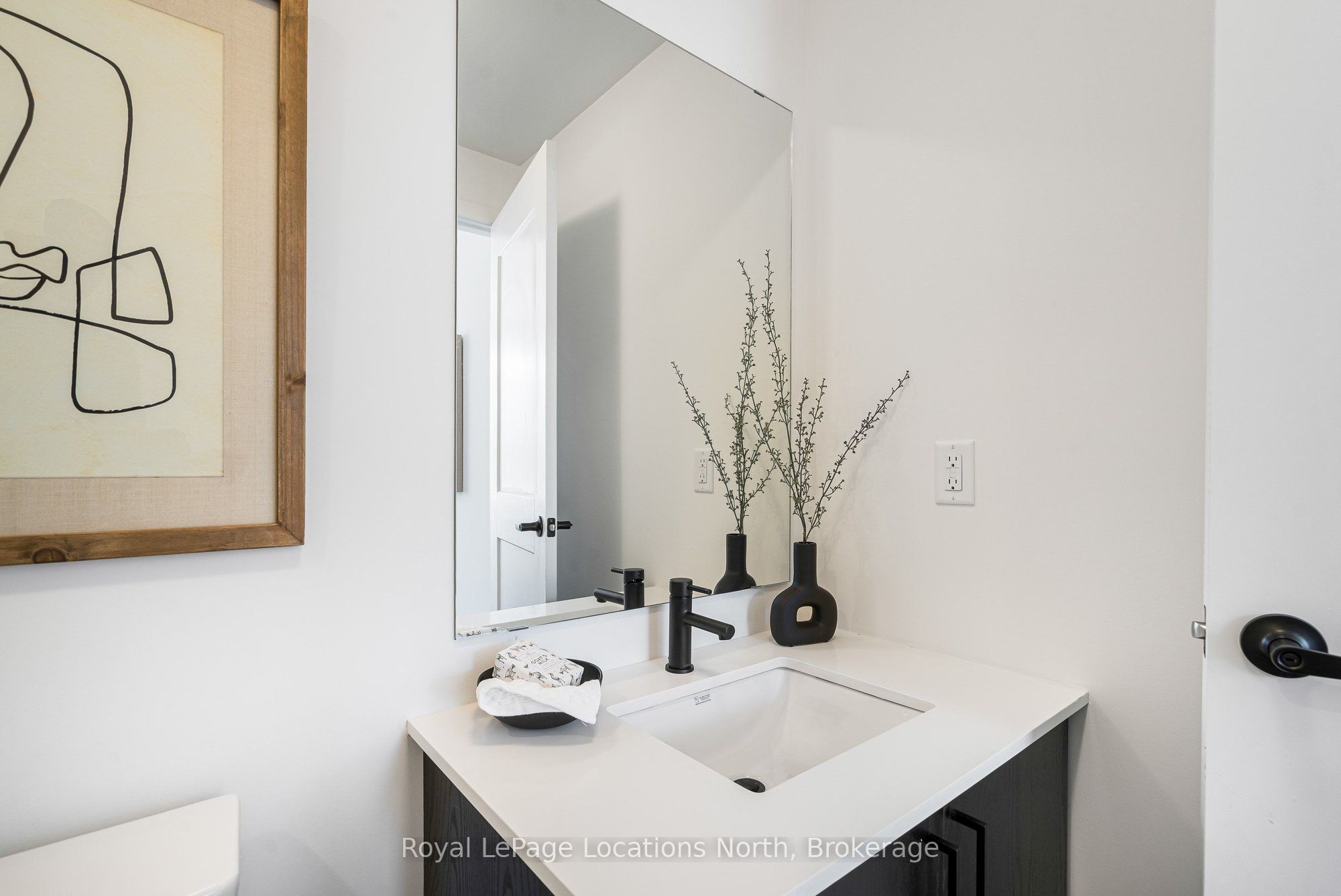 214 Stoneleigh Drive Property Photo 20
