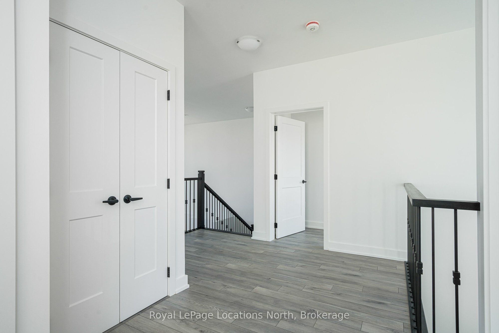 214 Stoneleigh Drive Property Photo 22