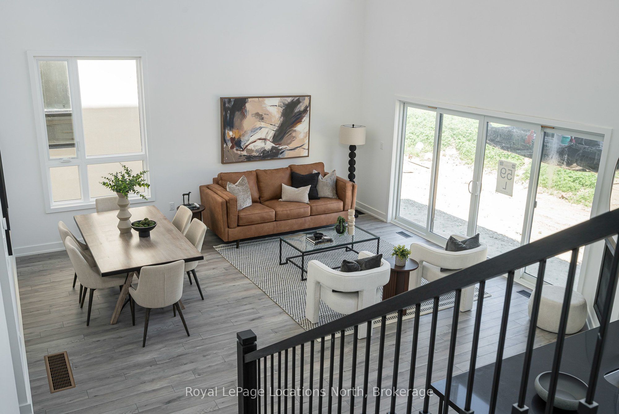 214 Stoneleigh Drive Property Photo 29