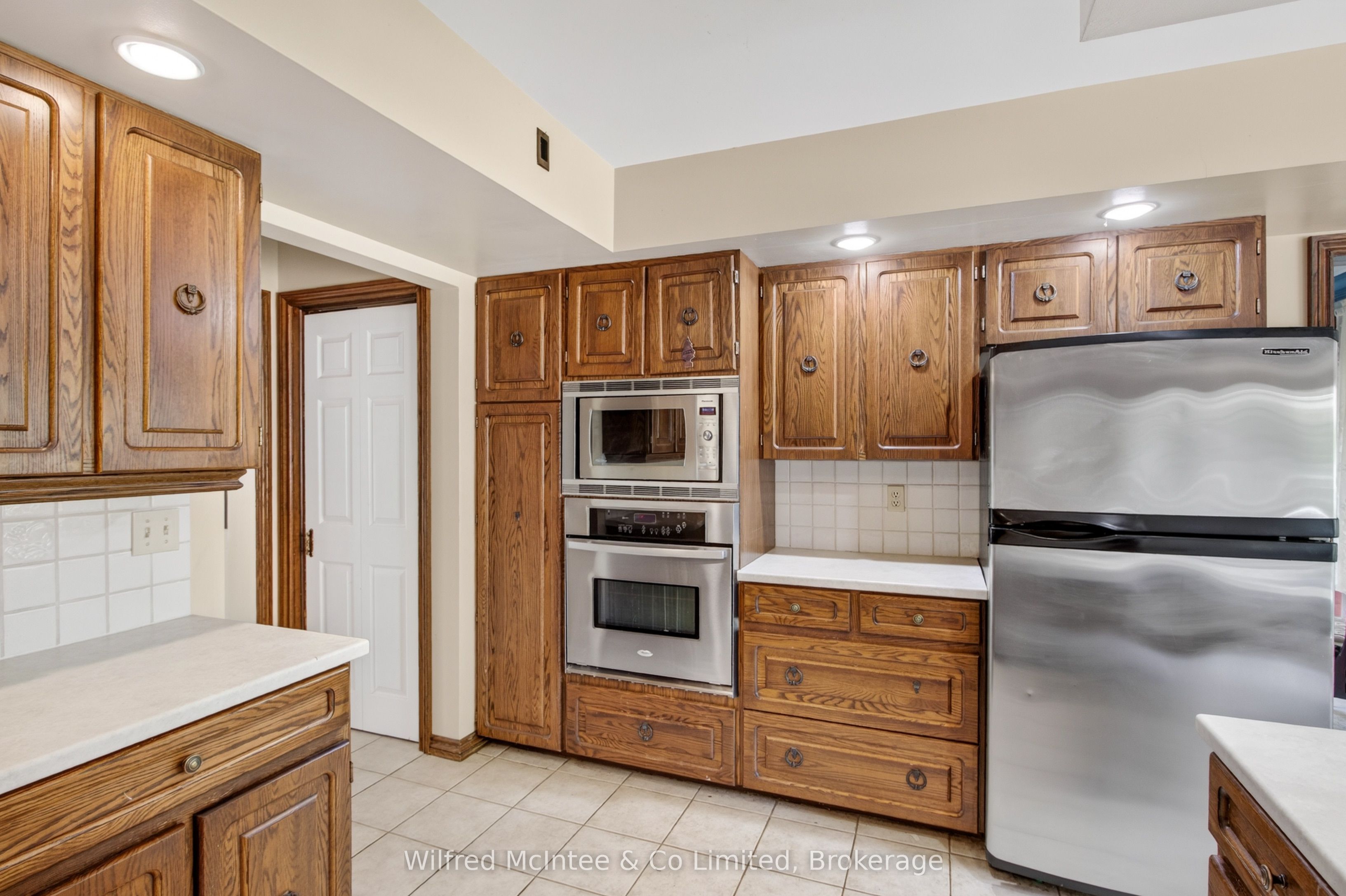 1 Remington Drive Property Photo 11