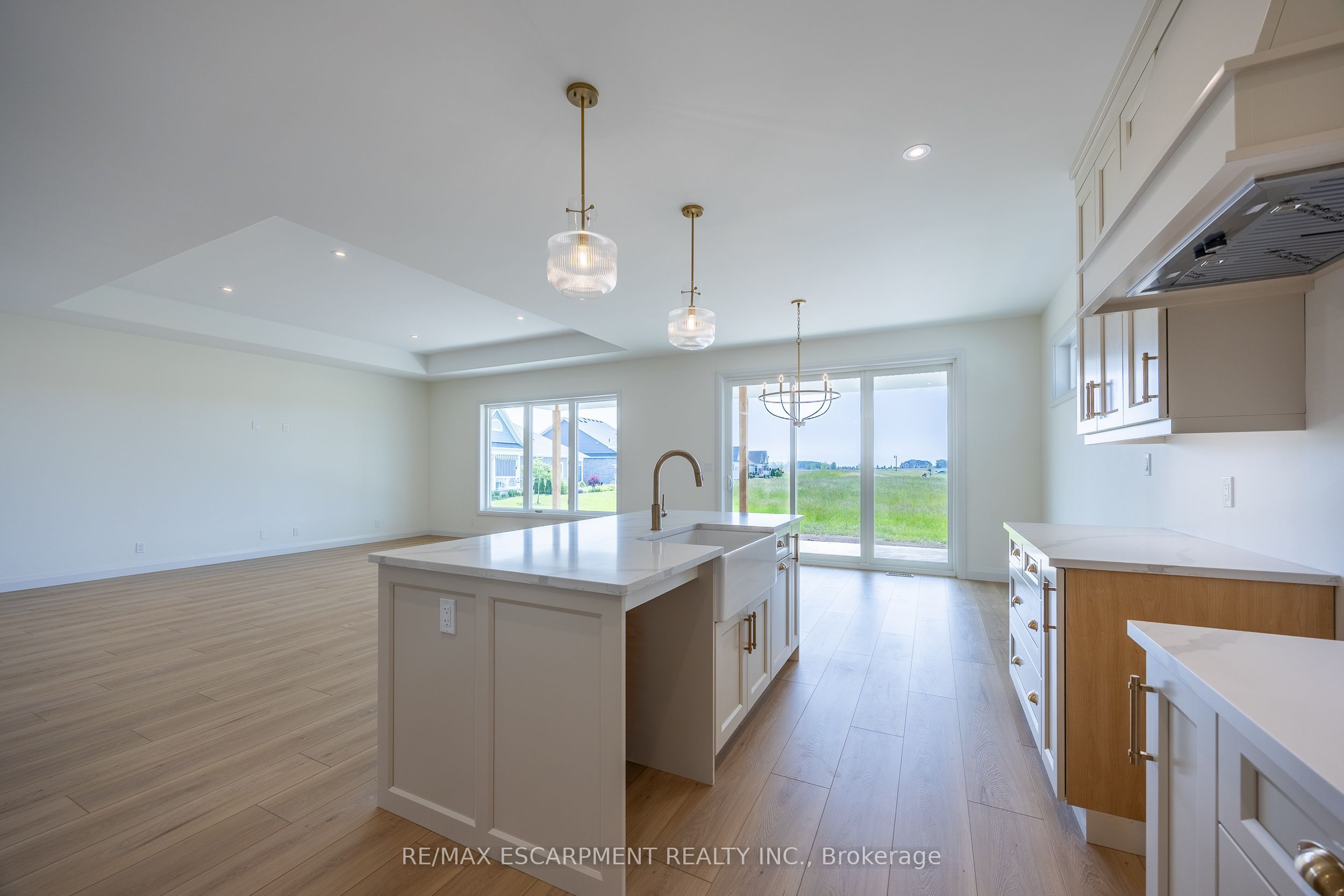 218 Schooner Drive Property Photo 17