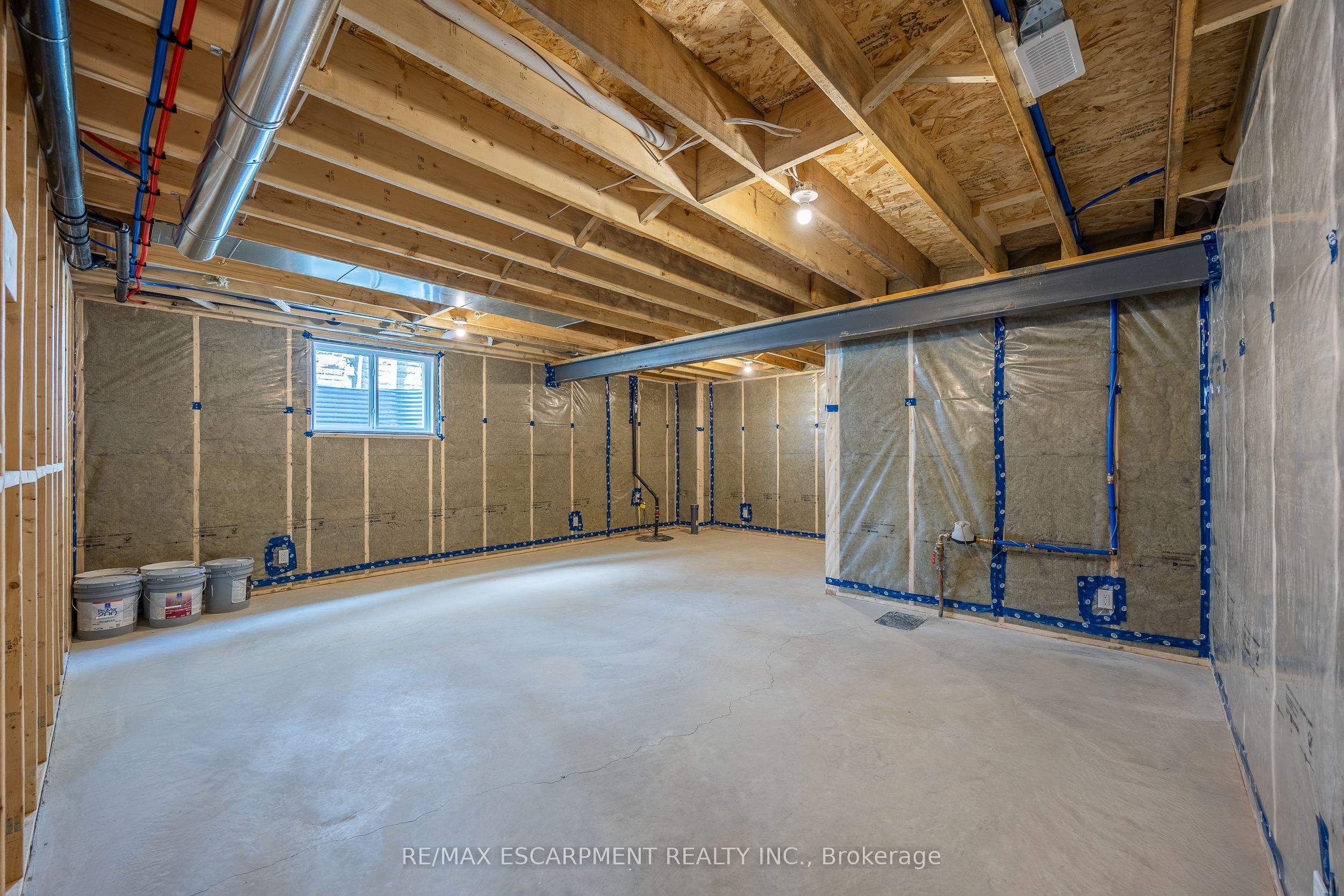218 Schooner Drive Property Photo 29