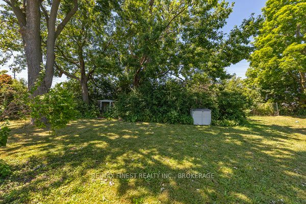 30 Woodstone Crescent Property Photo 9