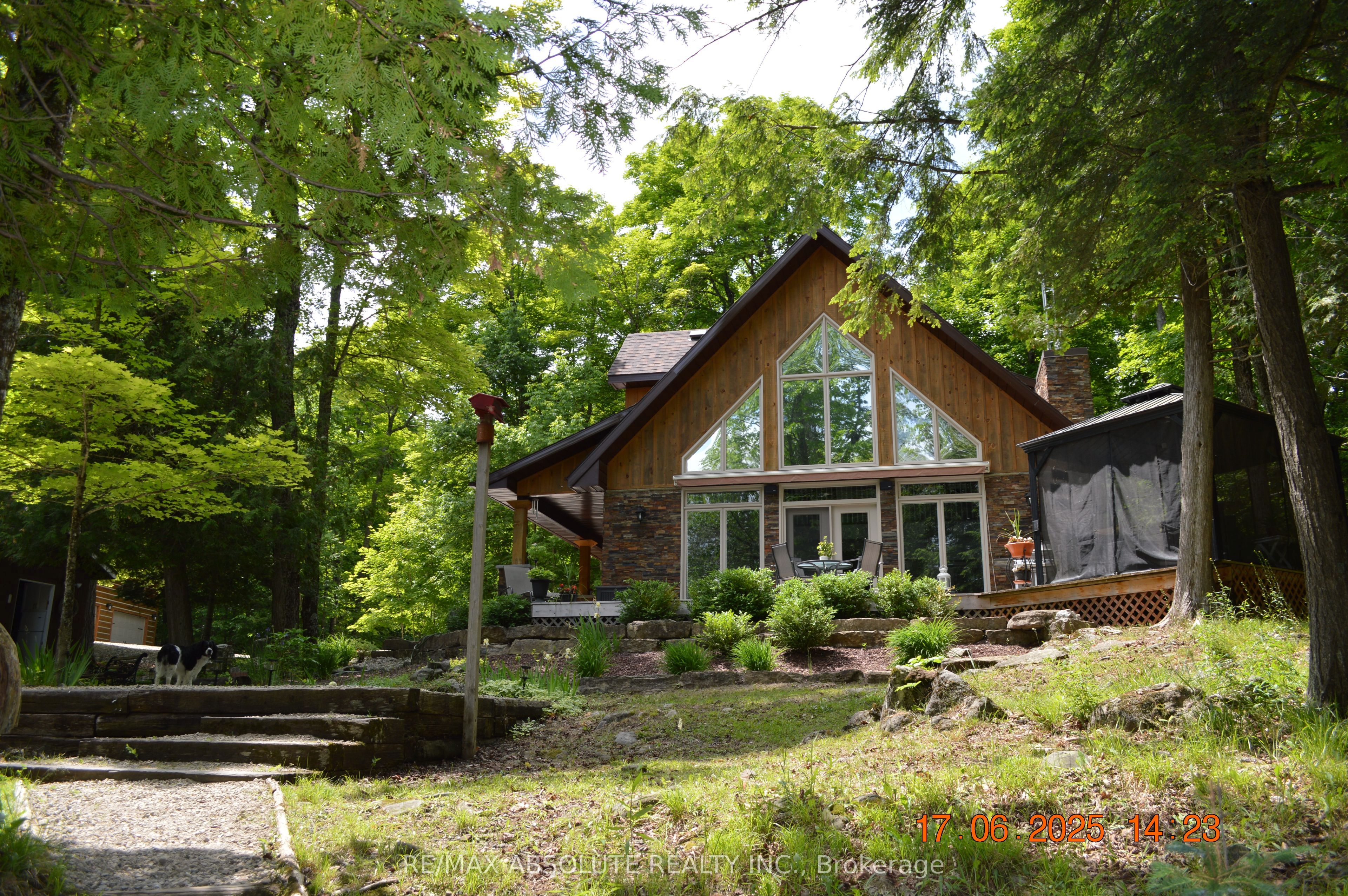 1091 Carson Trail Road Property Photo 3