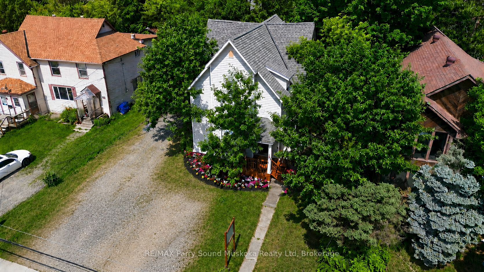 18 William Street Property Photo 1