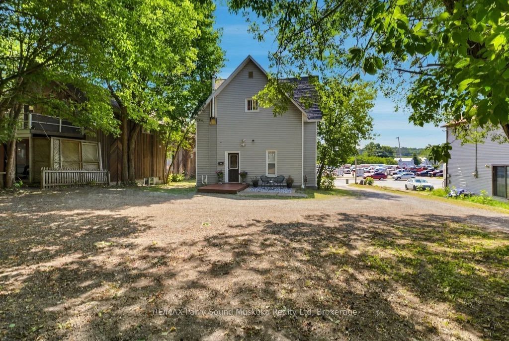 18 William Street Property Photo 2