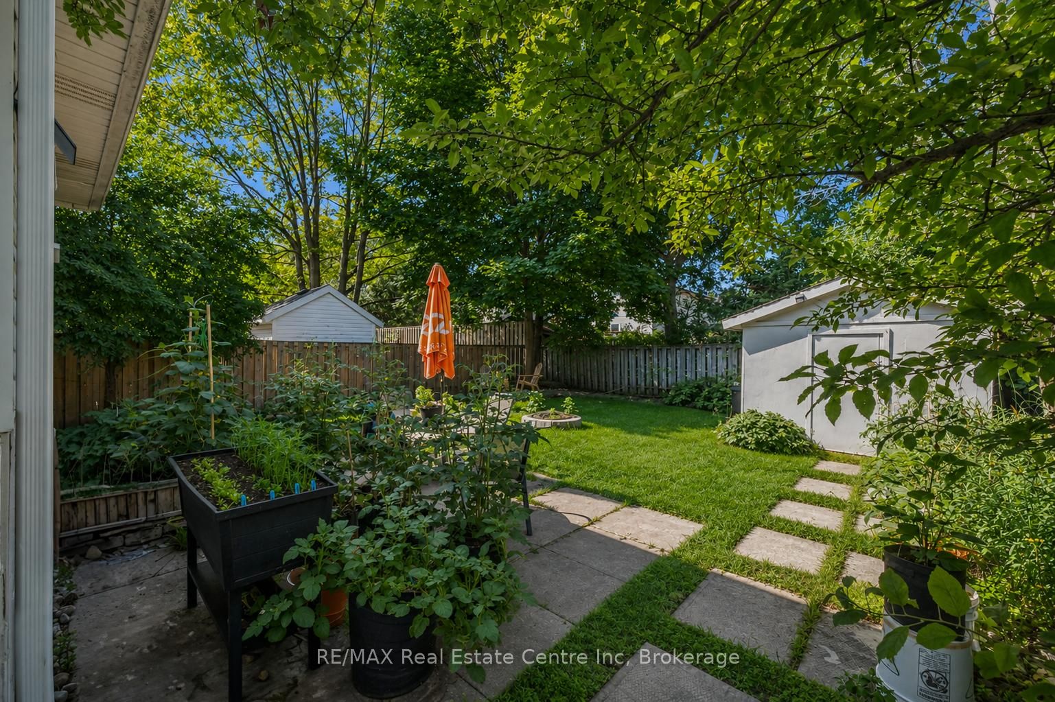 369 West Acres Drive Property Photo 15