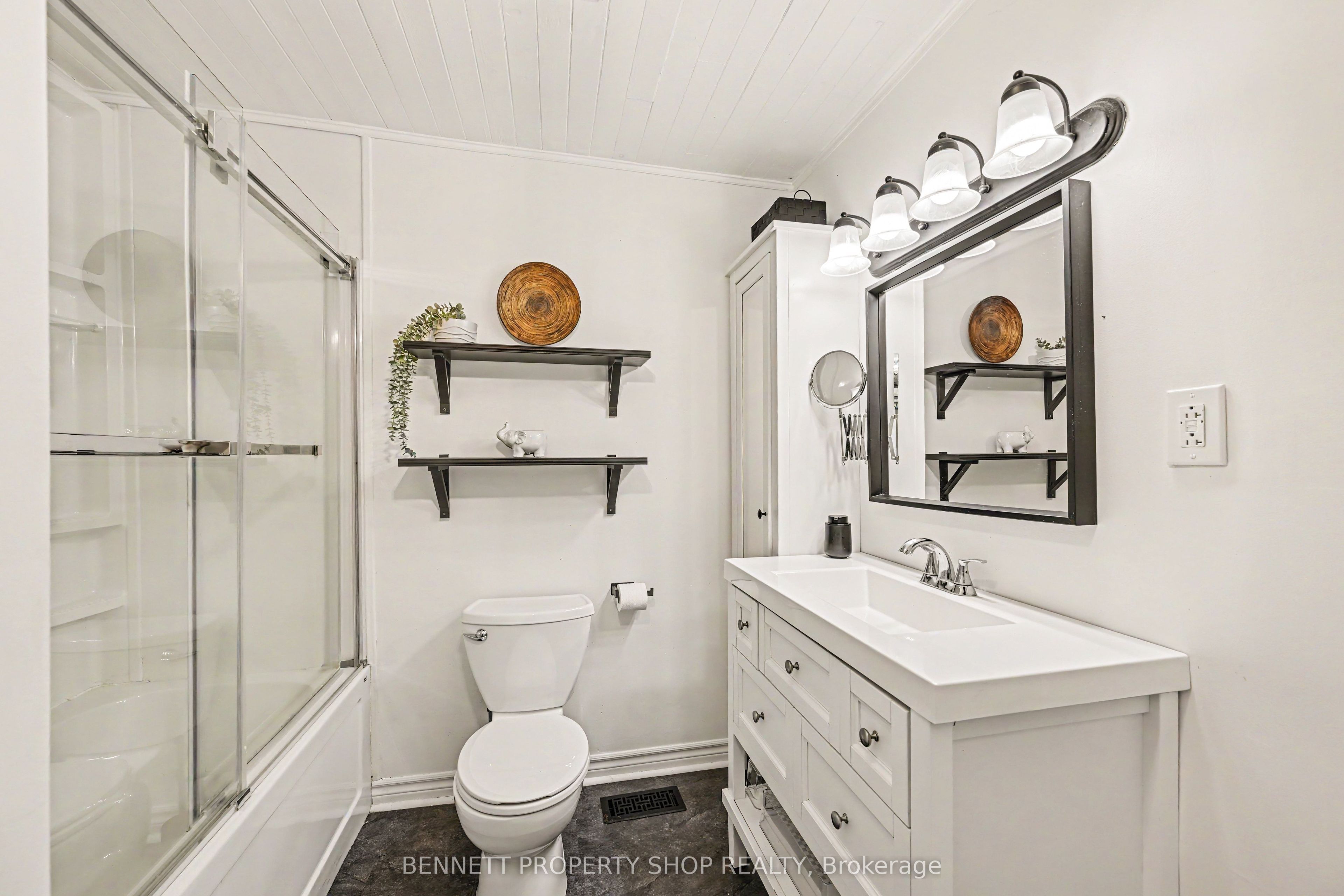 102 Moorhead Drive Property Photo 12