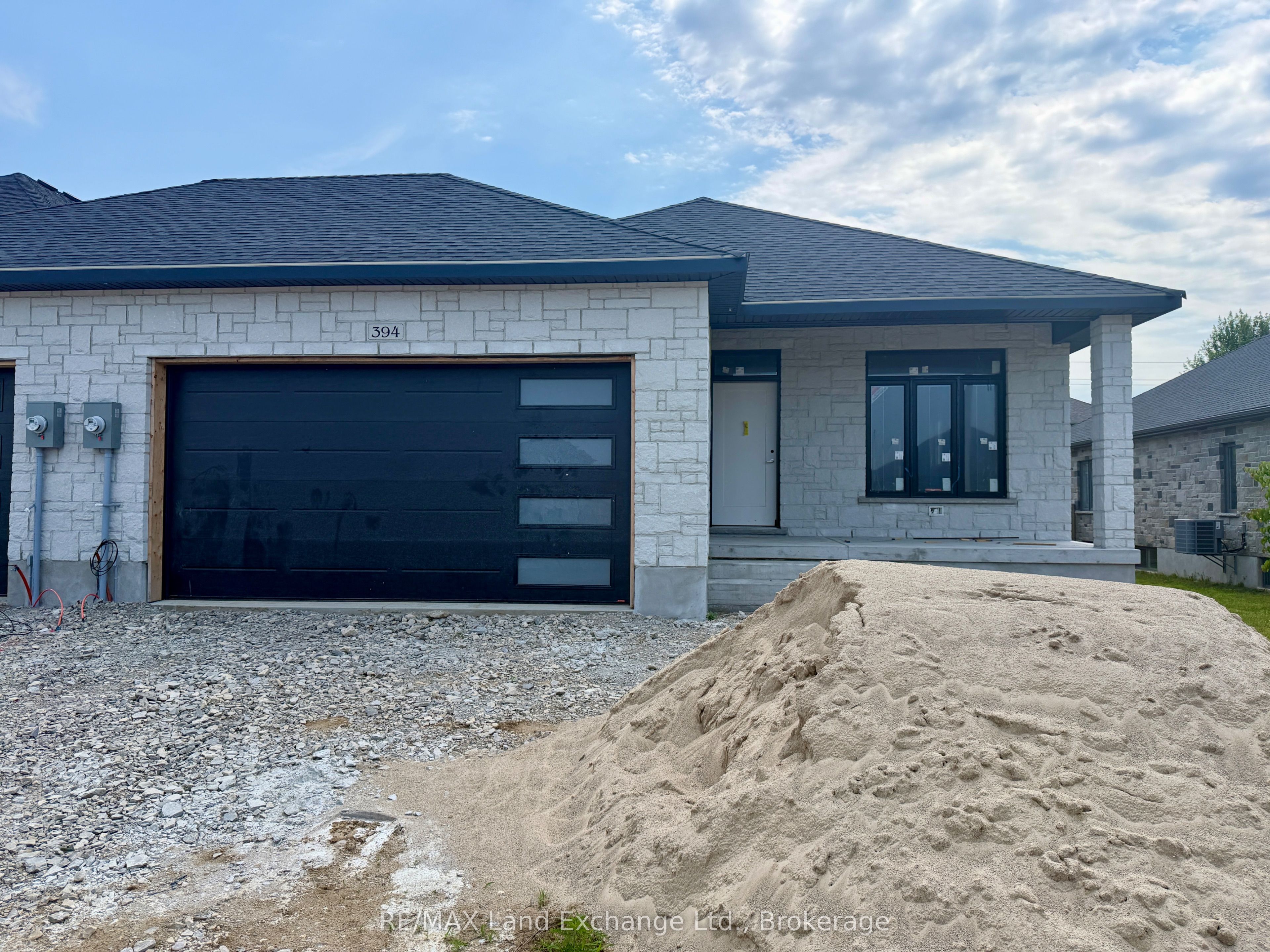 394 Rosner Drive Property Photo 1