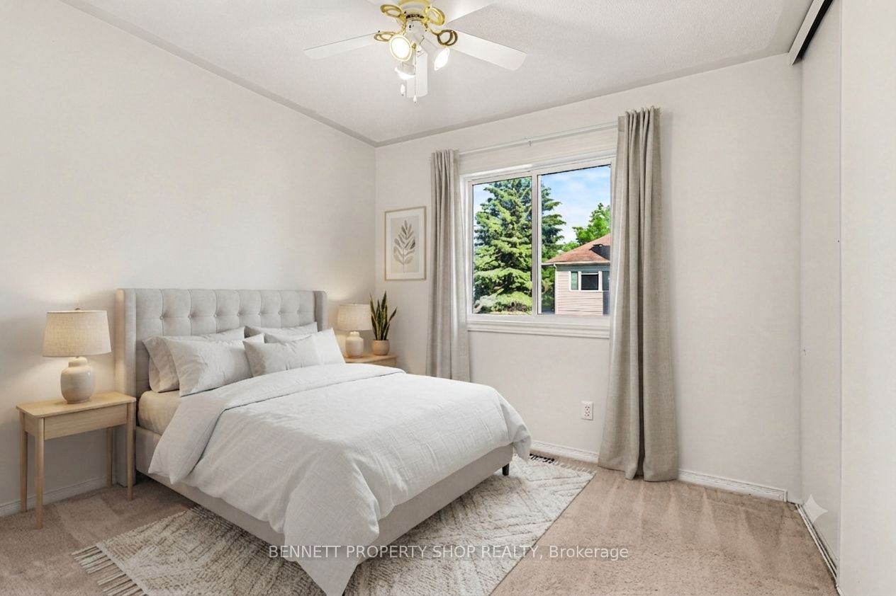 82 Emerald Meadows Drive Property Photo 14