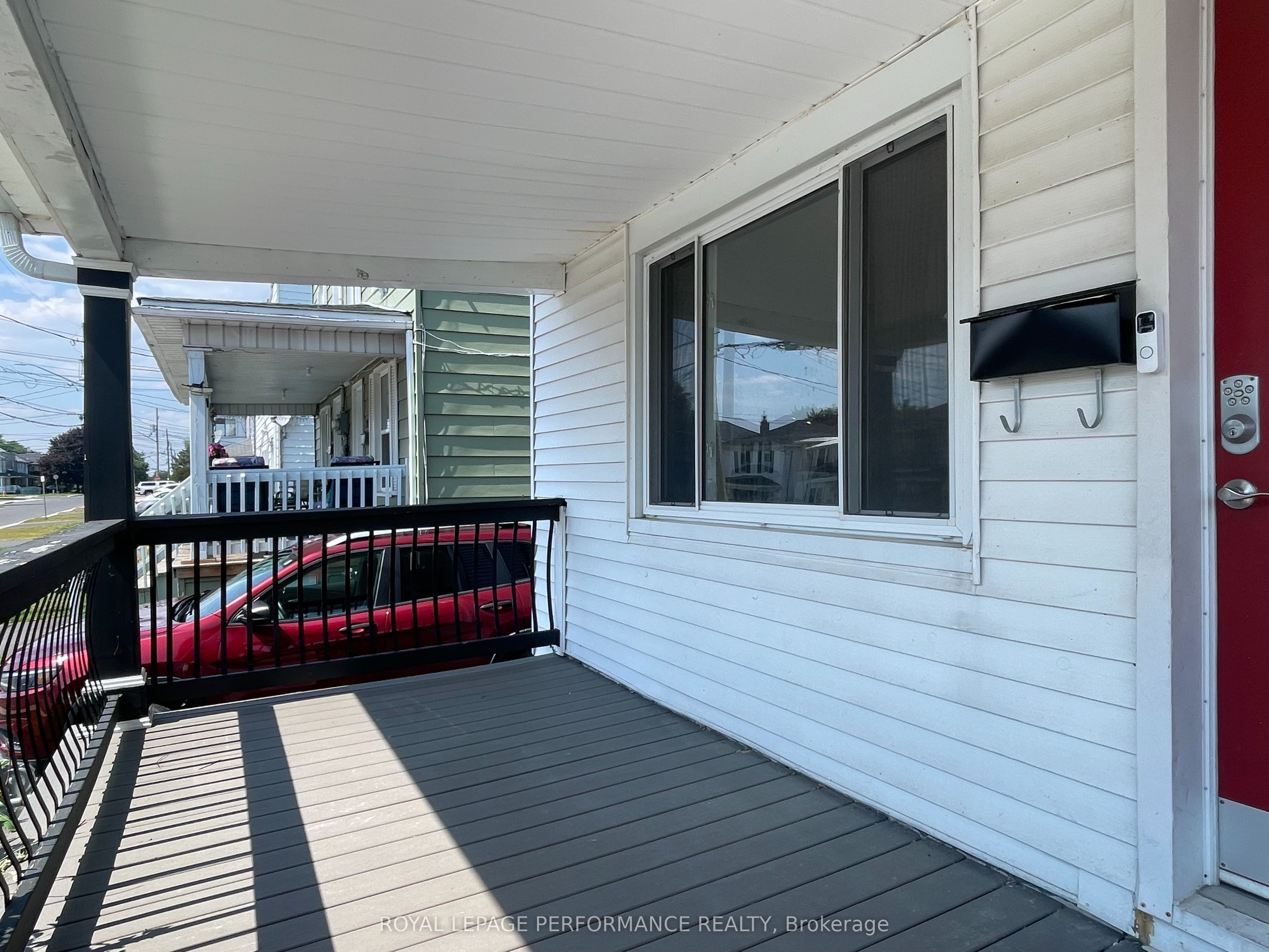 205 Guy Street Property Photo 3