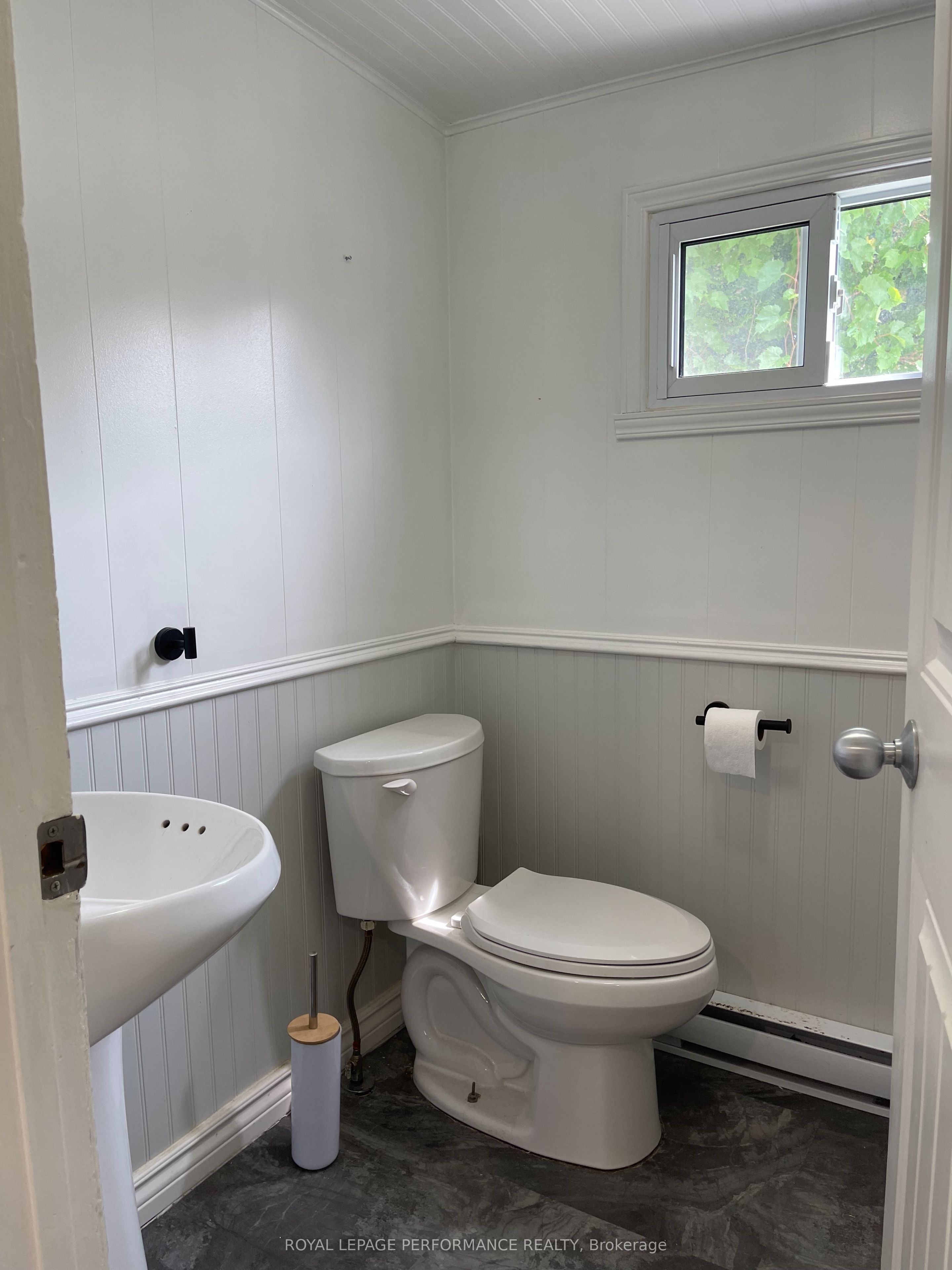 205 Guy Street Property Photo 10