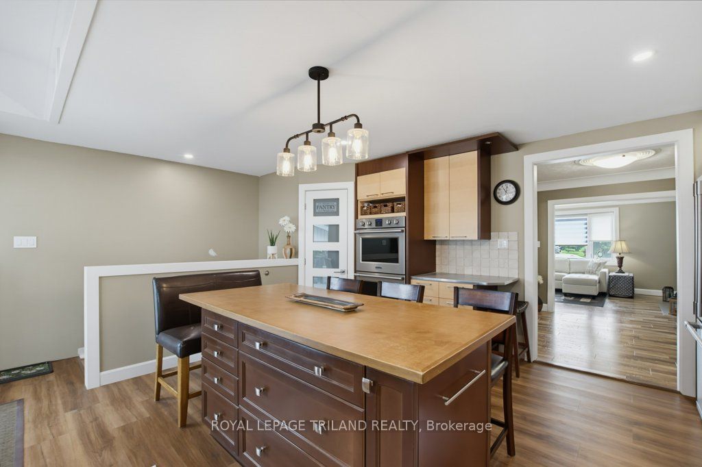 185 Centennial Avenue Property Photo 17