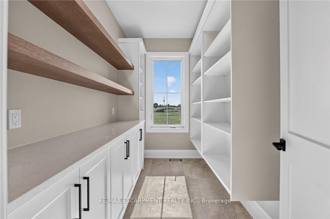 680 Caistorville Road Property Photo 19