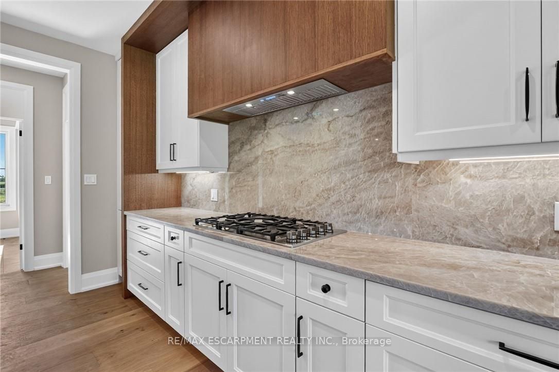 680 Caistorville Road Property Photo 20