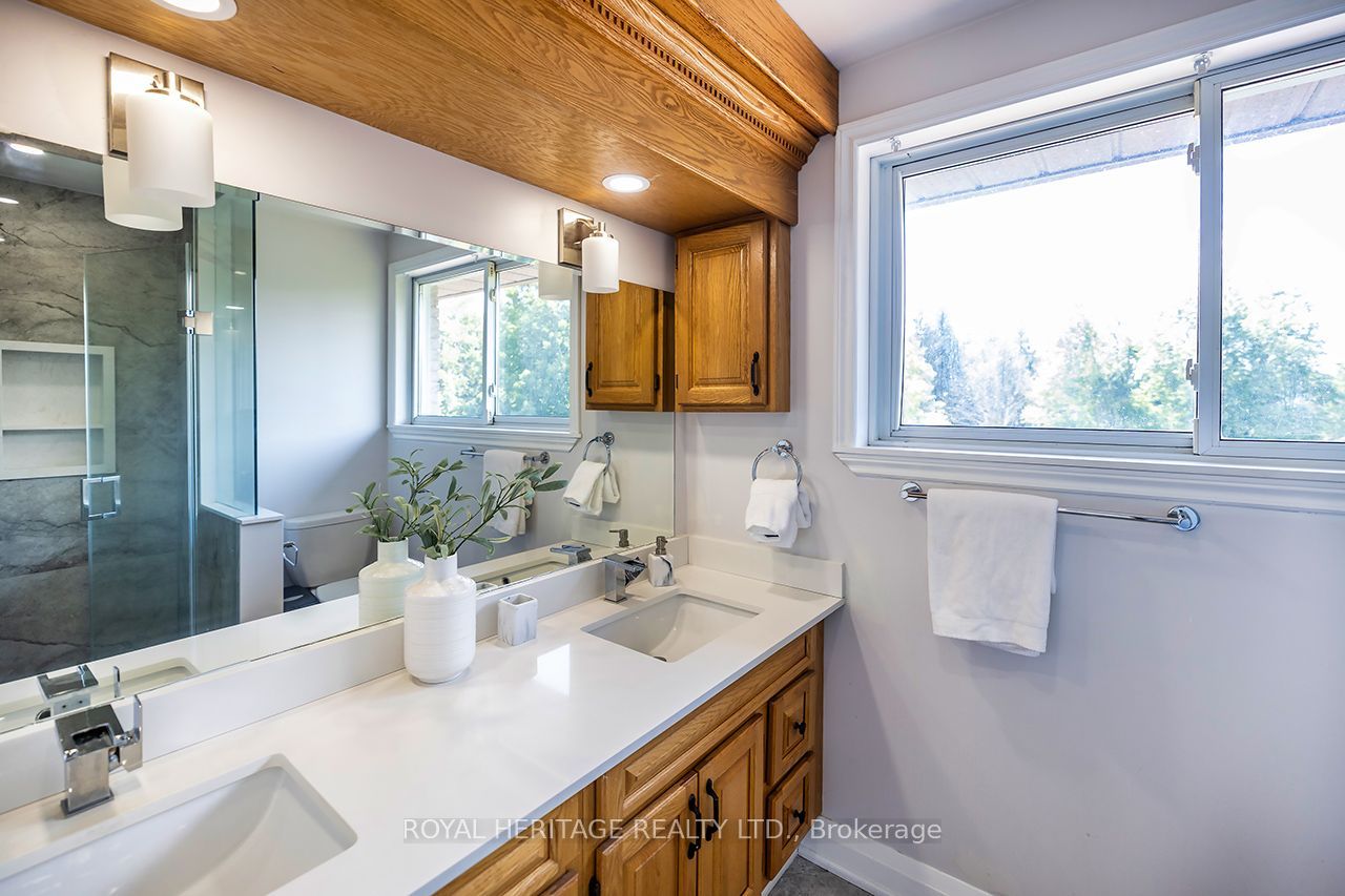 1238 Tapley 1/4 Line Property Photo 24