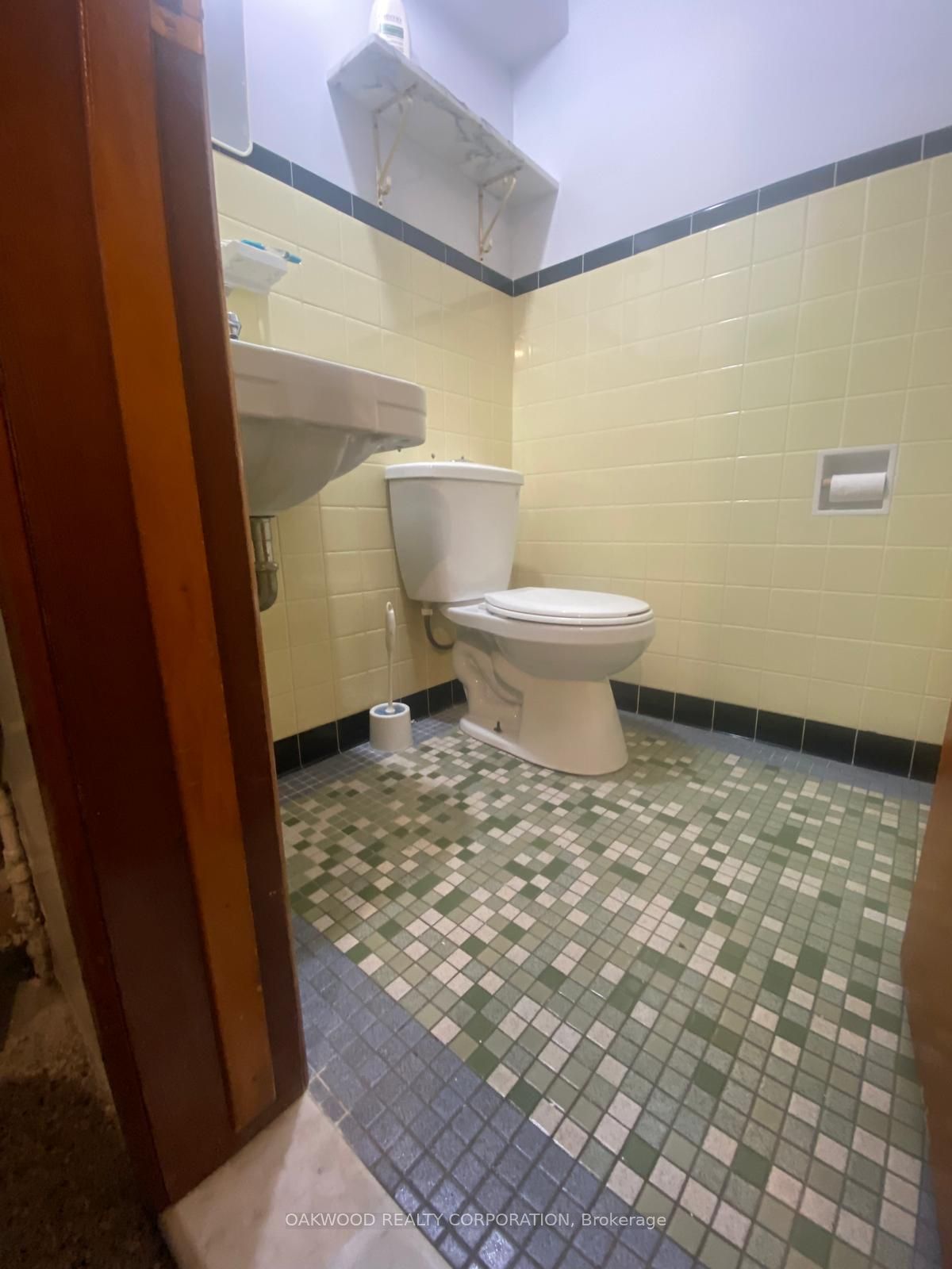 1158 Johnson Street Property Photo 15