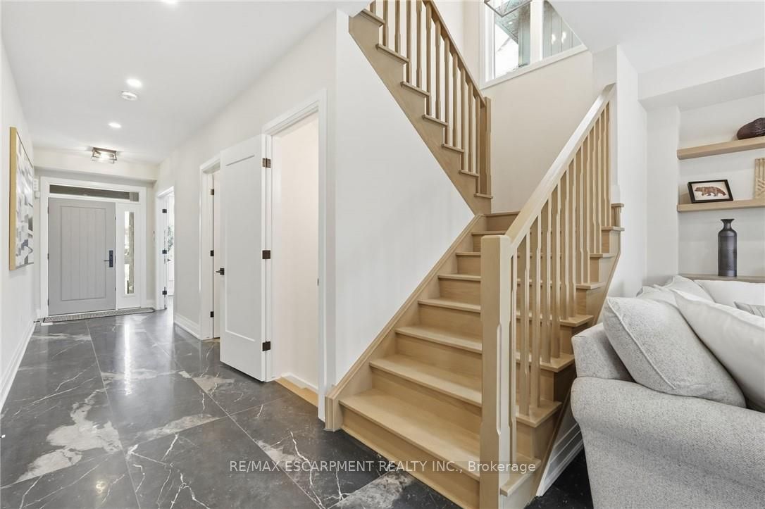 7 Bartlett Avenue Property Photo 10