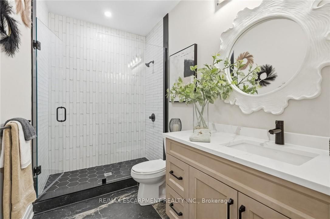 7 Bartlett Avenue Property Photo 16