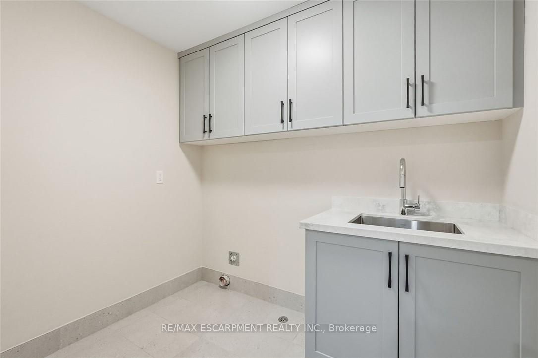 7 Bartlett Avenue Property Photo 25