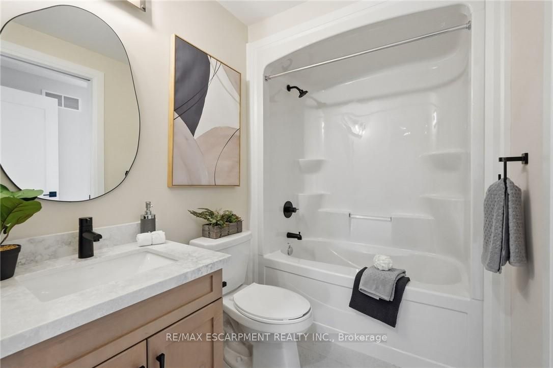 7 Bartlett Avenue Property Photo 26