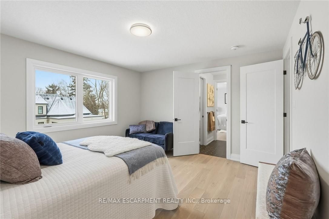 7 Bartlett Avenue Property Photo 38