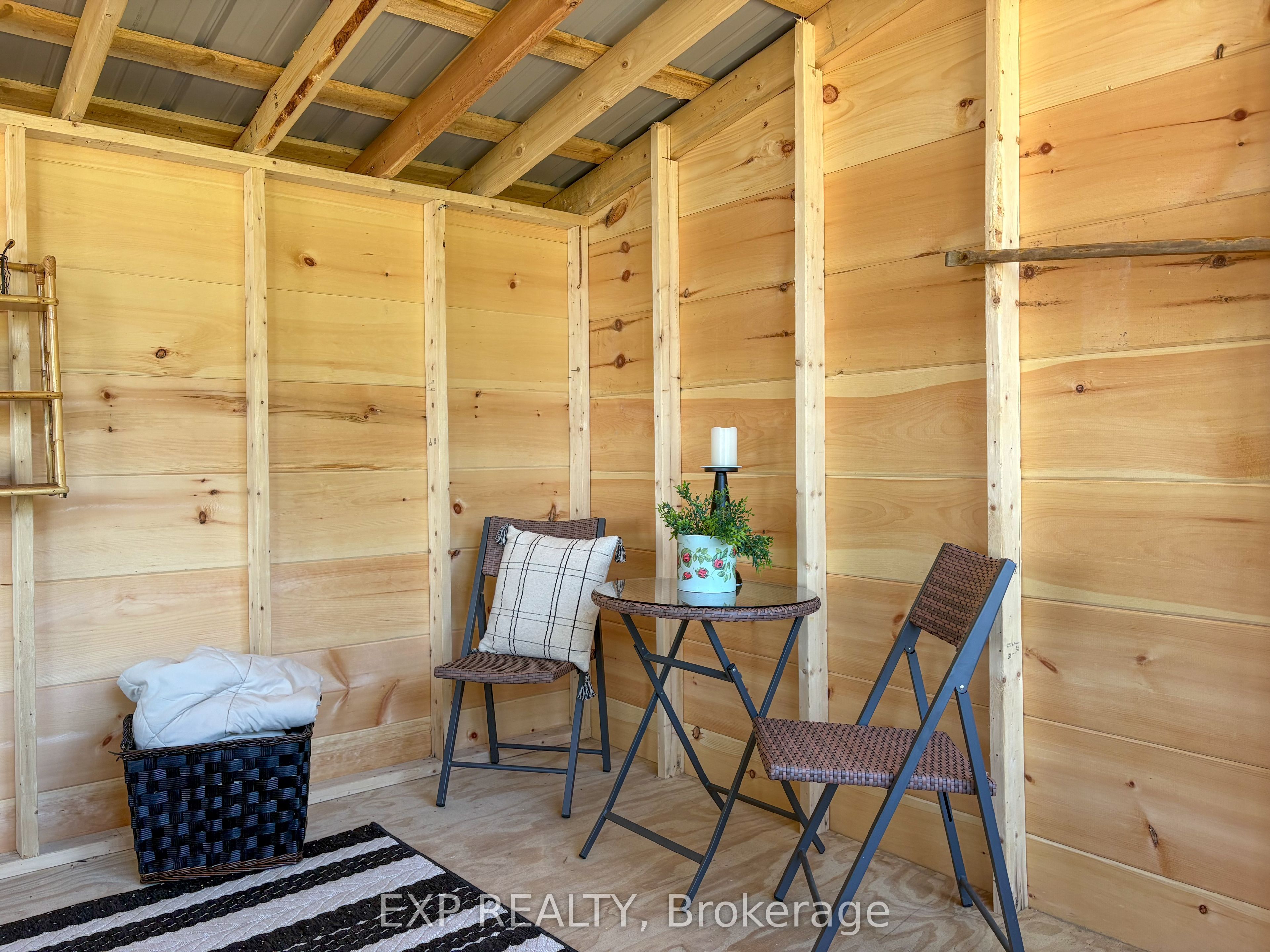 11 Engineer Lane Property Photo 15