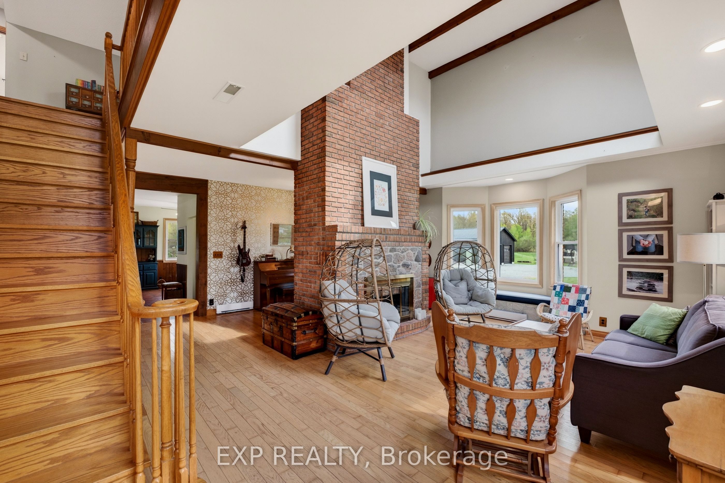 2266 Pettit Road Property Photo 25