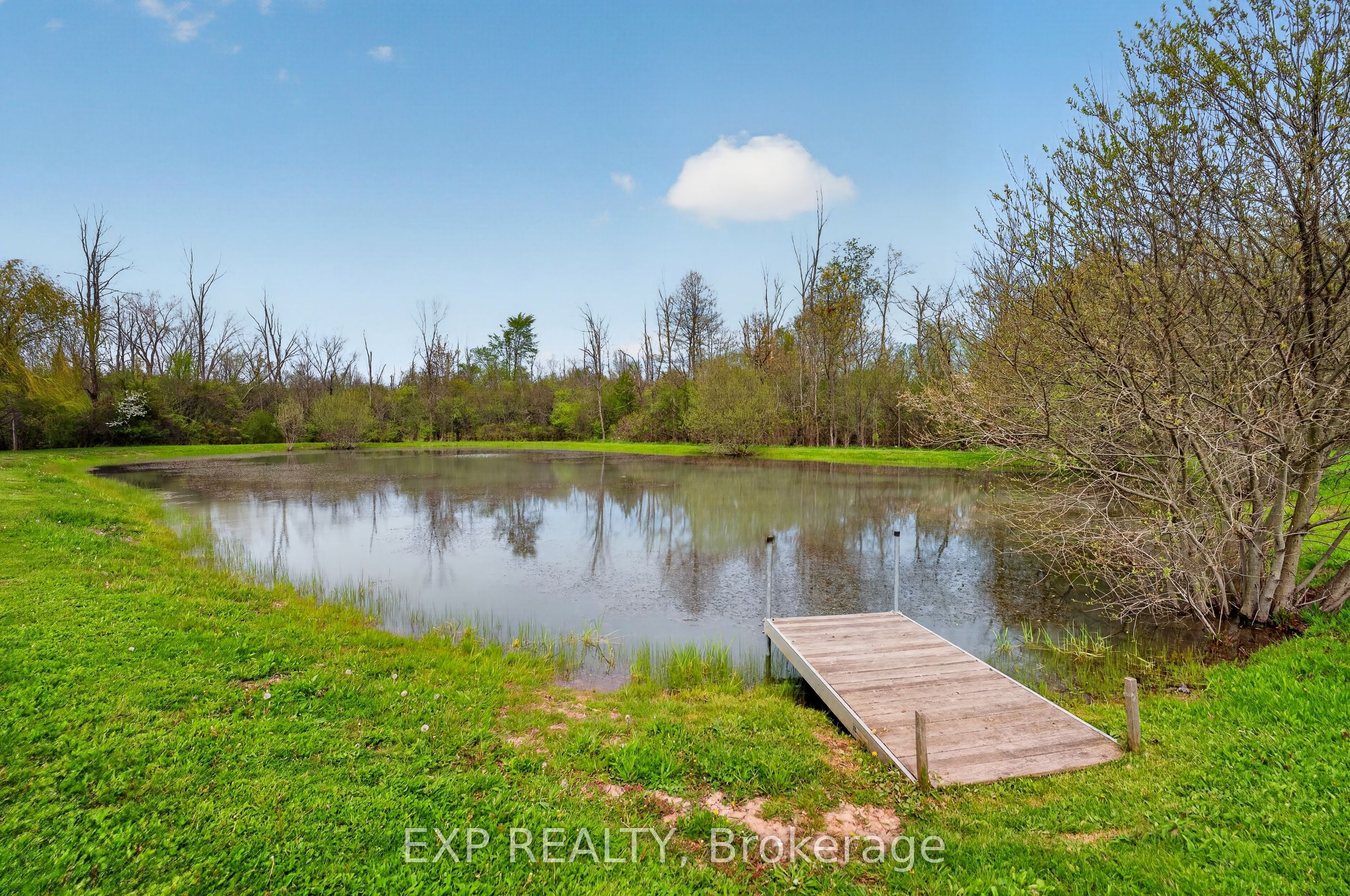 2266 Pettit Road Property Photo 39