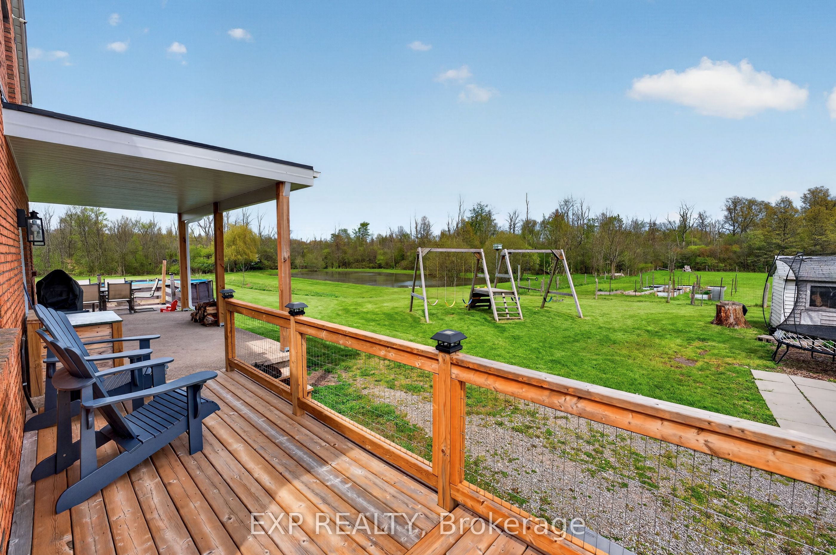 2266 Pettit Road Property Photo 45
