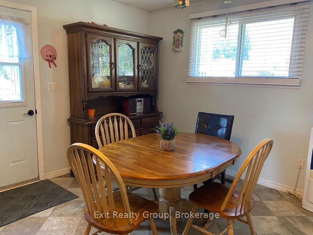 83 Centre Street Property Photo 7