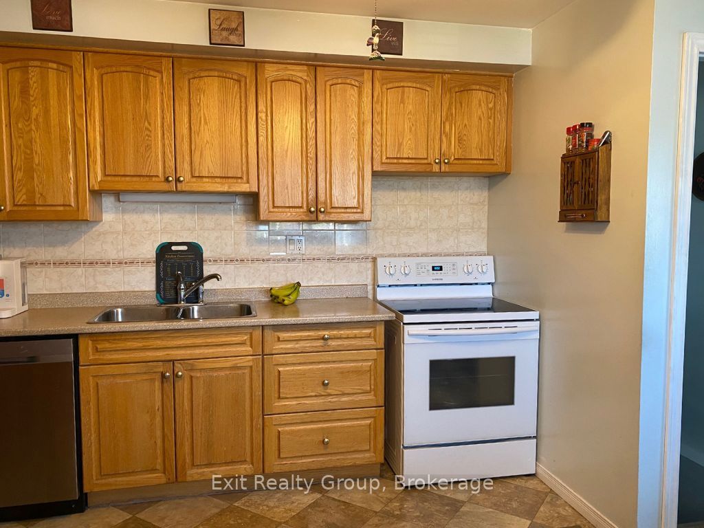 83 Centre Street Property Photo 11