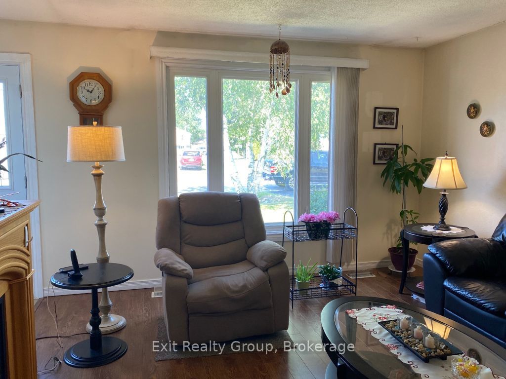 83 Centre Street Property Photo 15