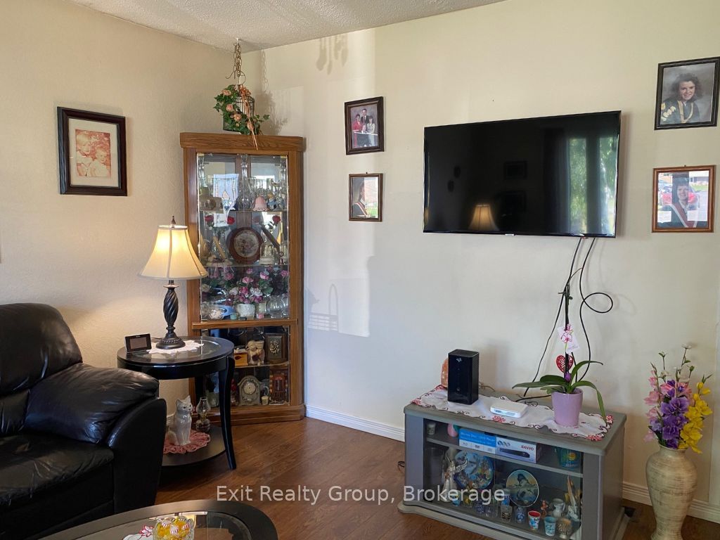 83 Centre Street Property Photo 18