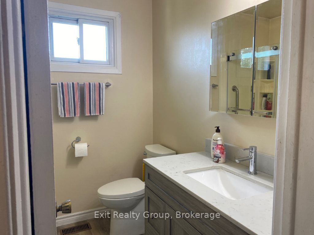 83 Centre Street Property Photo 31
