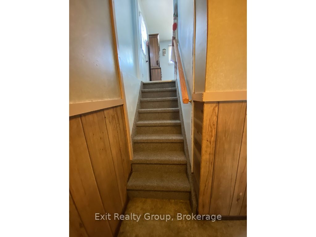 83 Centre Street Property Photo 33