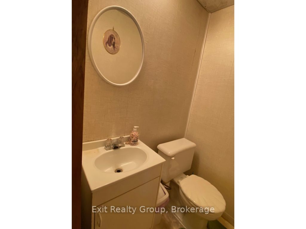 83 Centre Street Property Photo 41