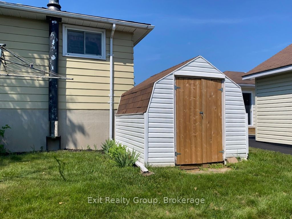83 Centre Street Property Photo 45