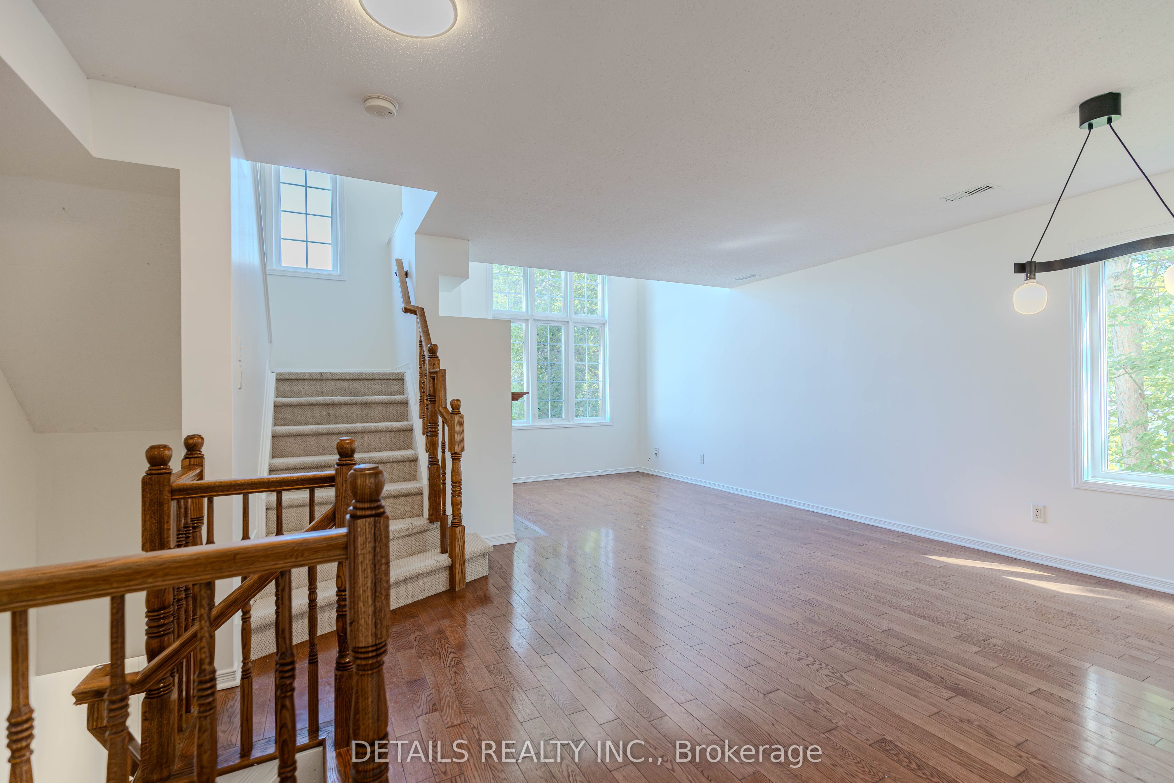 376 Wiffen Private 20 Property Photo 8