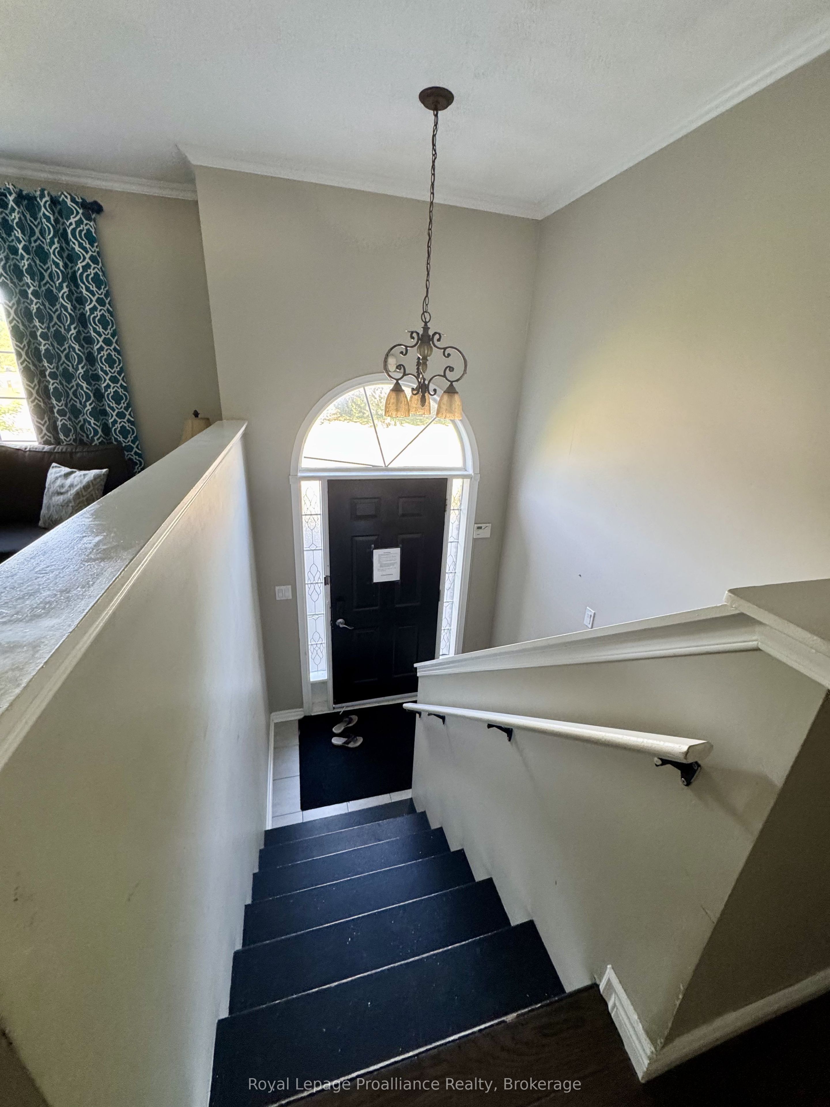 19 Briardale Boulevard Property Photo 9