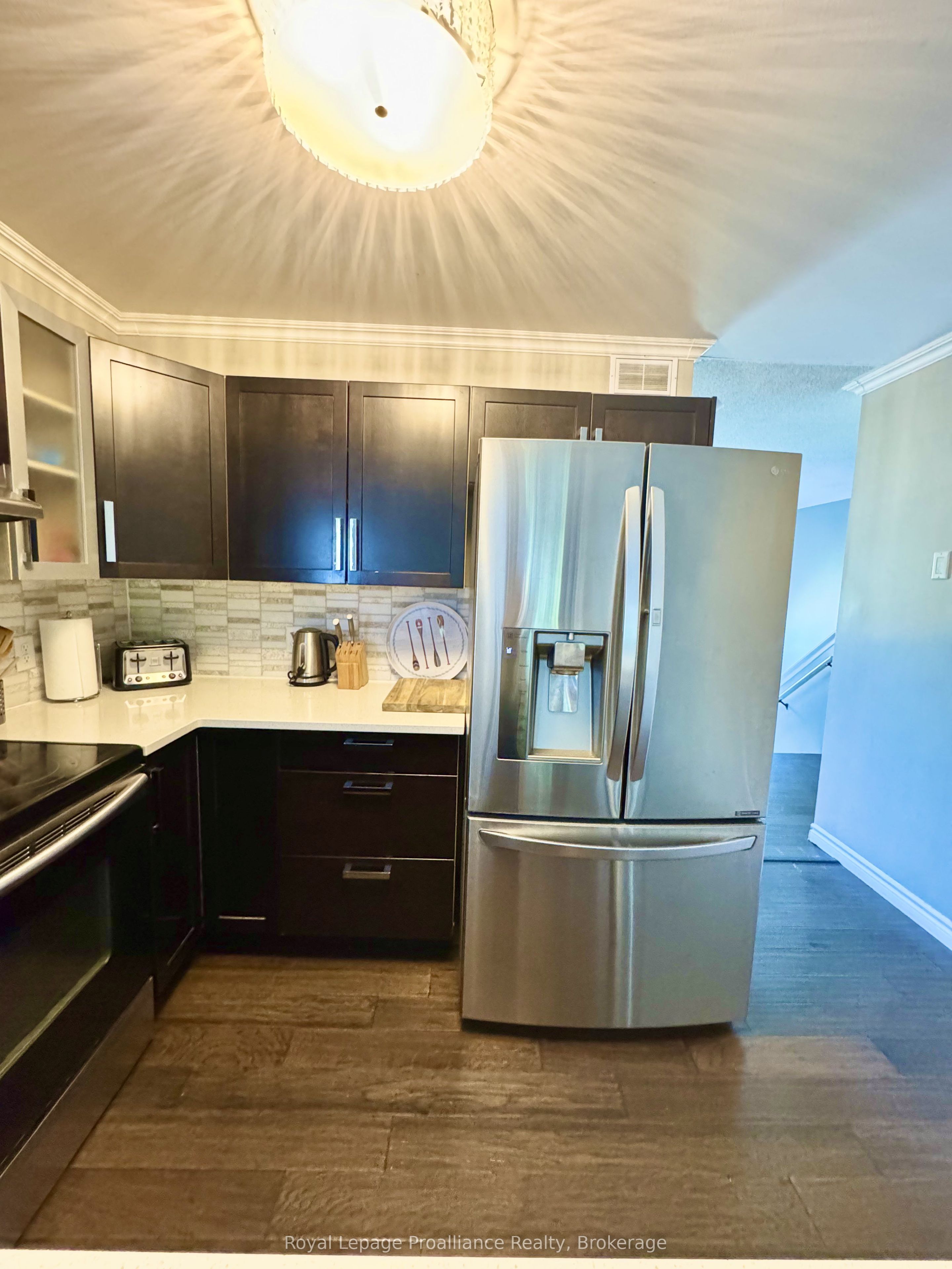 19 Briardale Boulevard Property Photo 11