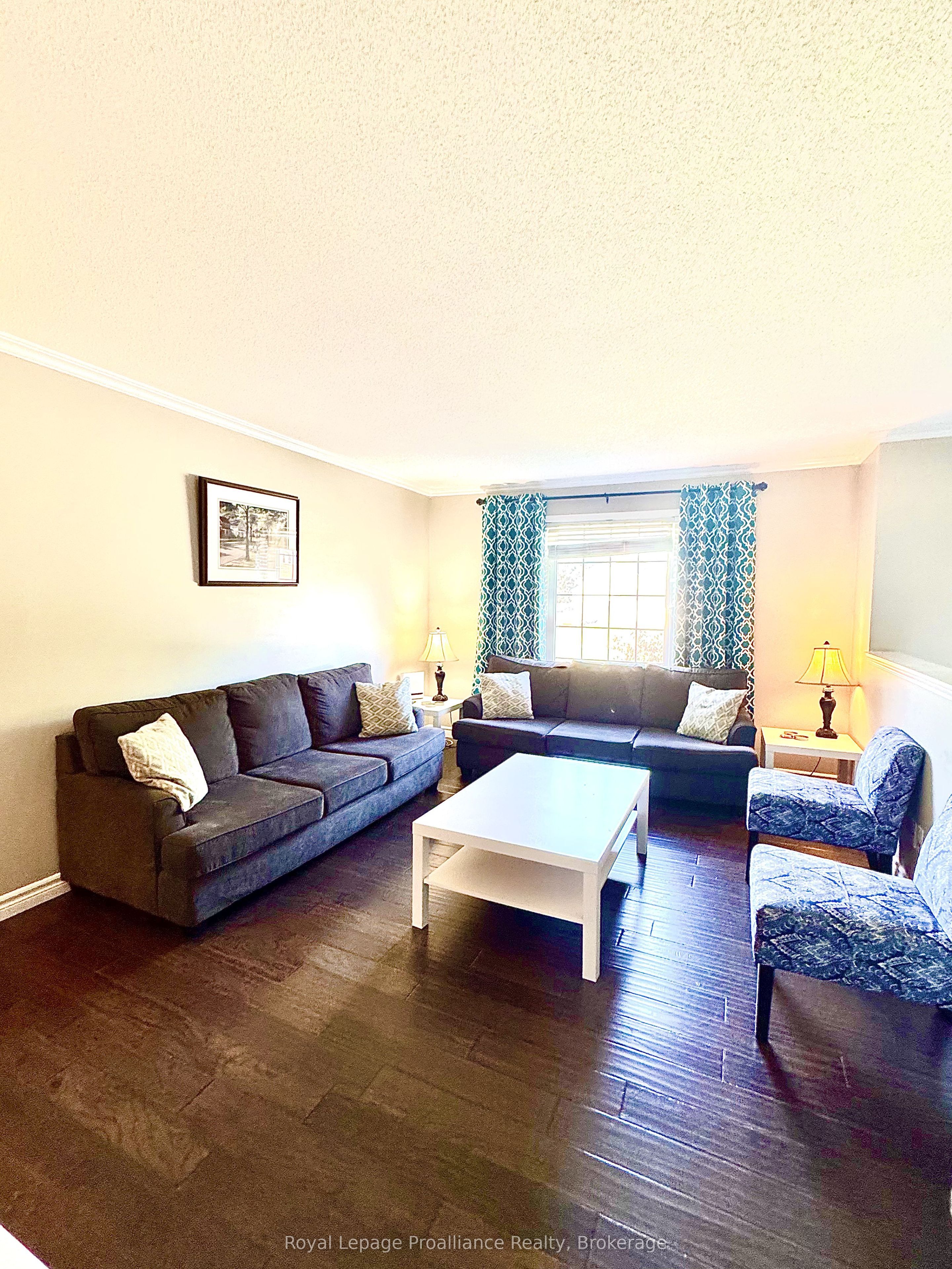 19 Briardale Boulevard Property Photo 25