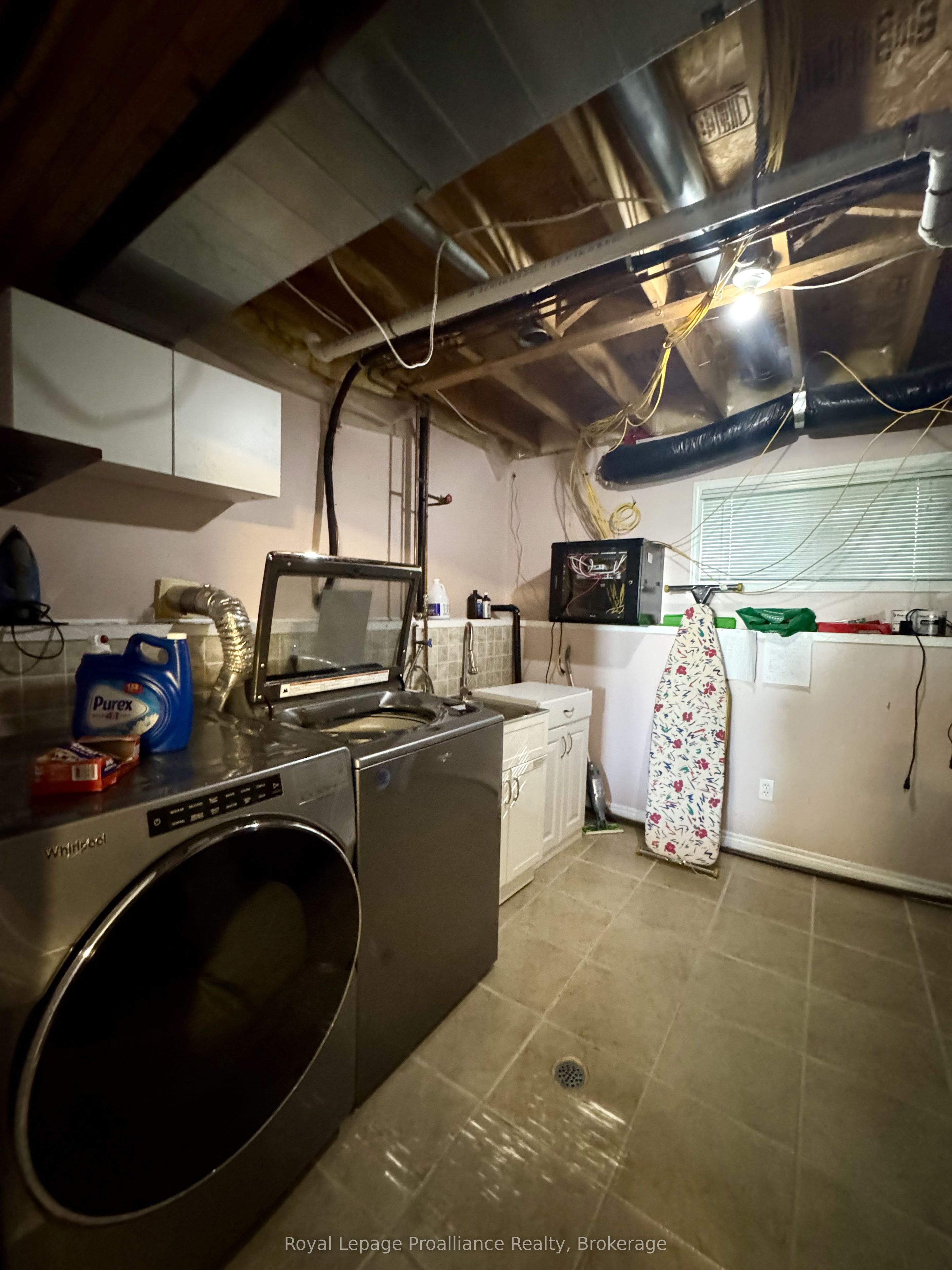 19 Briardale Boulevard Property Photo 33